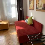 Helle Altbauwohnung